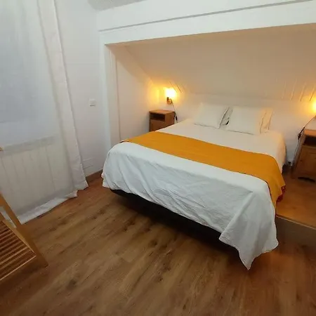 La Casa De Cristina, 30 Personas *