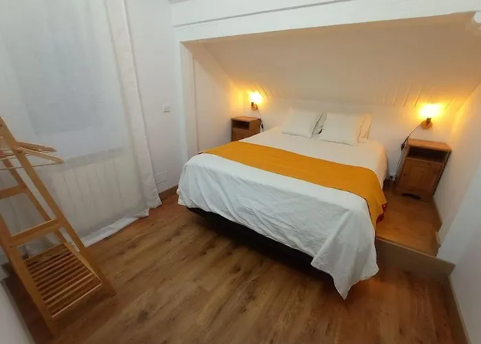 La Casa De Cristina, 30 Personas *