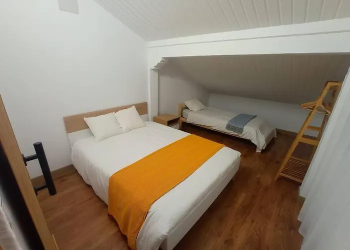 La Casa De Cristina, 30 Personas