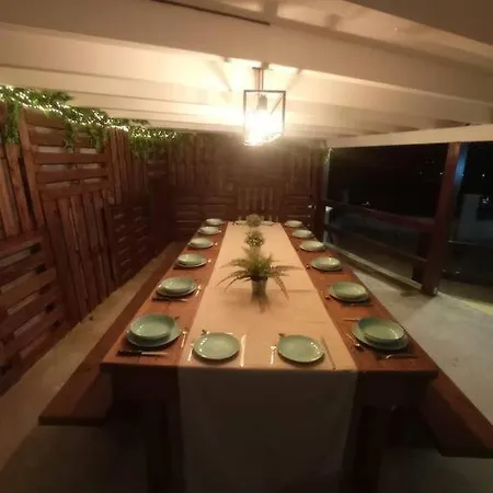 La Casa De Cristina, 30 Personas Tatil Evi